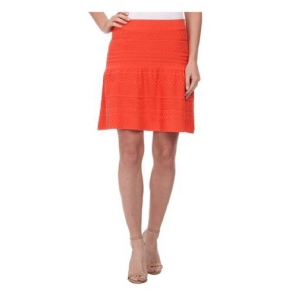 𝅺BCBG Anea Pointelle Peplum Skirt - Picture 1 of 8